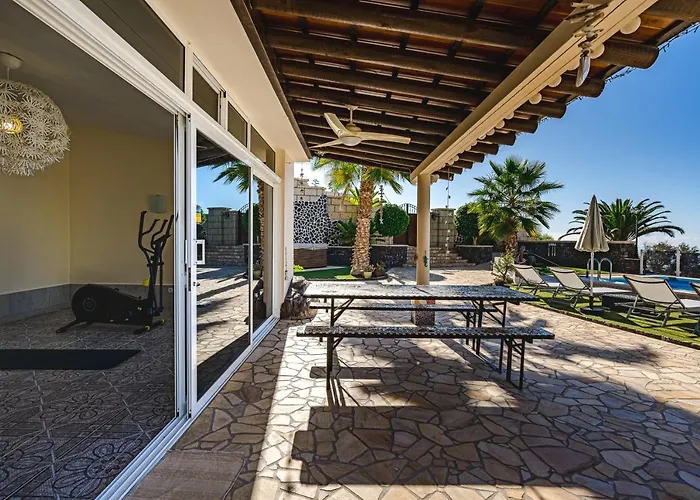 Sol Y Mar Mit Grandiosem Meerblick Вілла Адехе